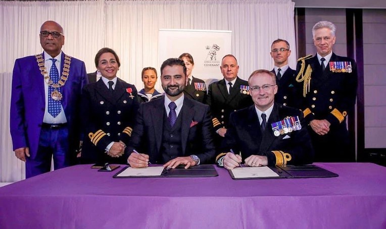 Read more about the article CEO Suleman Raza signs the Armed Forces Covenant with Rear Admiral Mike Bath from the Royal Navy